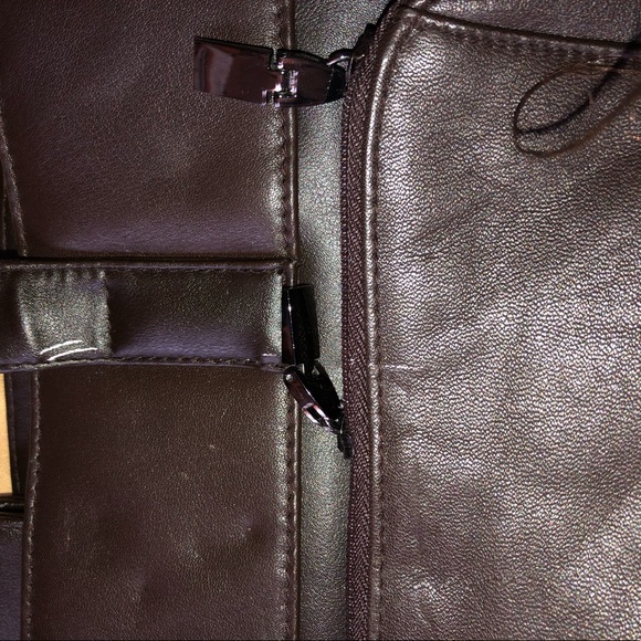 BNWT Lord and Taylor tote, leather - Picture 4 of 12